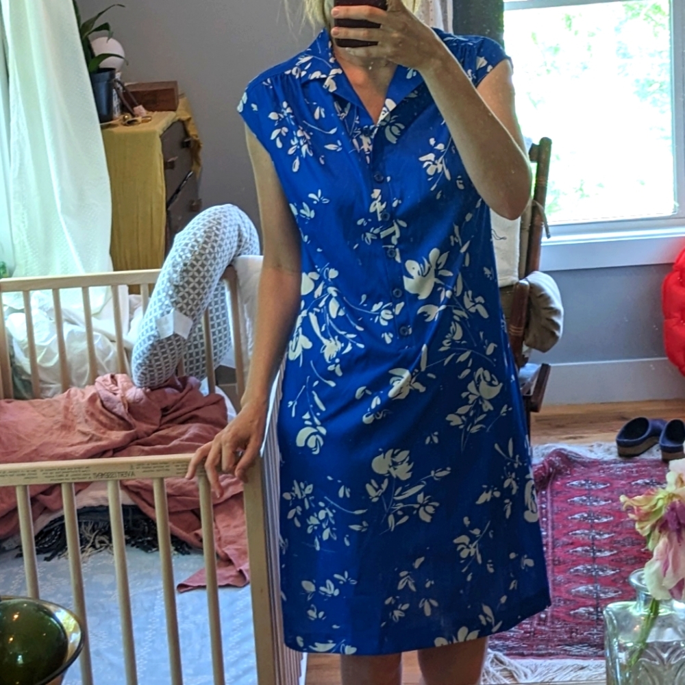 Vintage blue floral collared dress